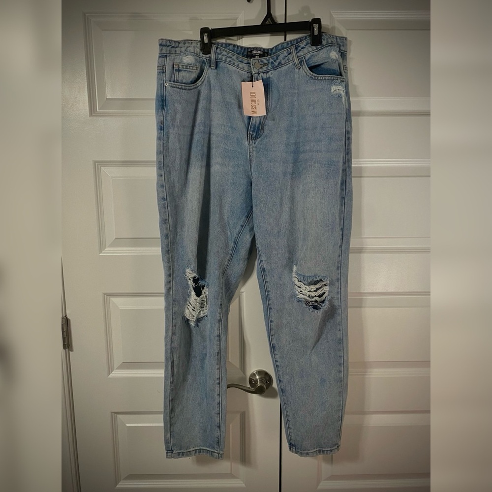 Distressed Women Jeans